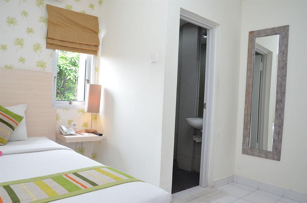 Santosa City Hotel Ντενπασάρ Εξωτερικό φωτογραφία