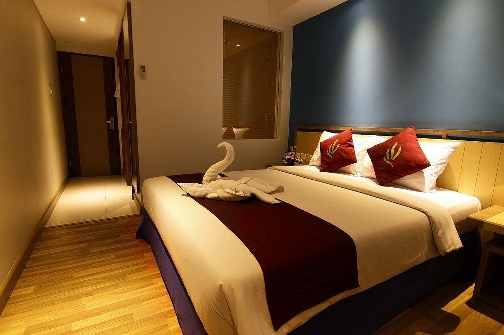 Santosa City Hotel Ντενπασάρ Εξωτερικό φωτογραφία
