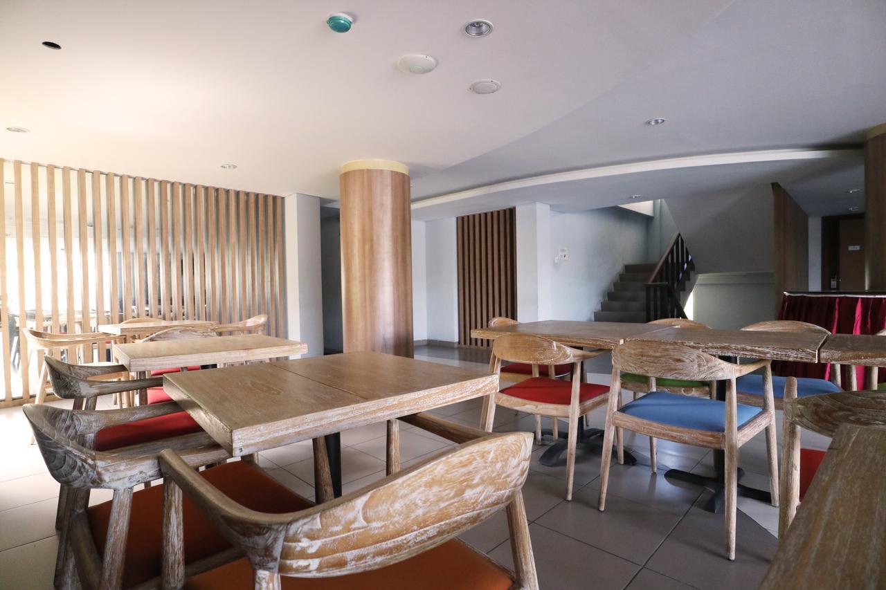 Santosa City Hotel Ντενπασάρ Εξωτερικό φωτογραφία