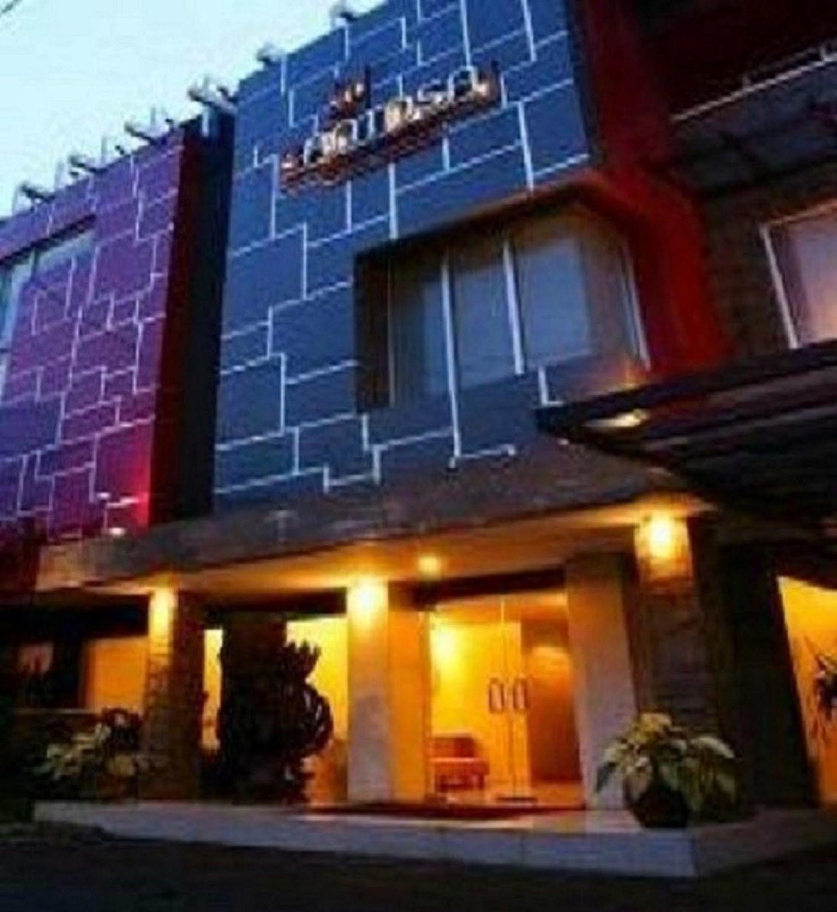 Santosa City Hotel Ντενπασάρ Εξωτερικό φωτογραφία
