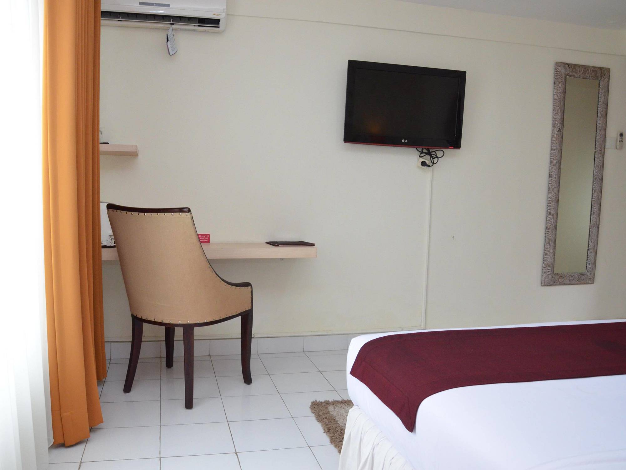 Santosa City Hotel Ντενπασάρ Εξωτερικό φωτογραφία