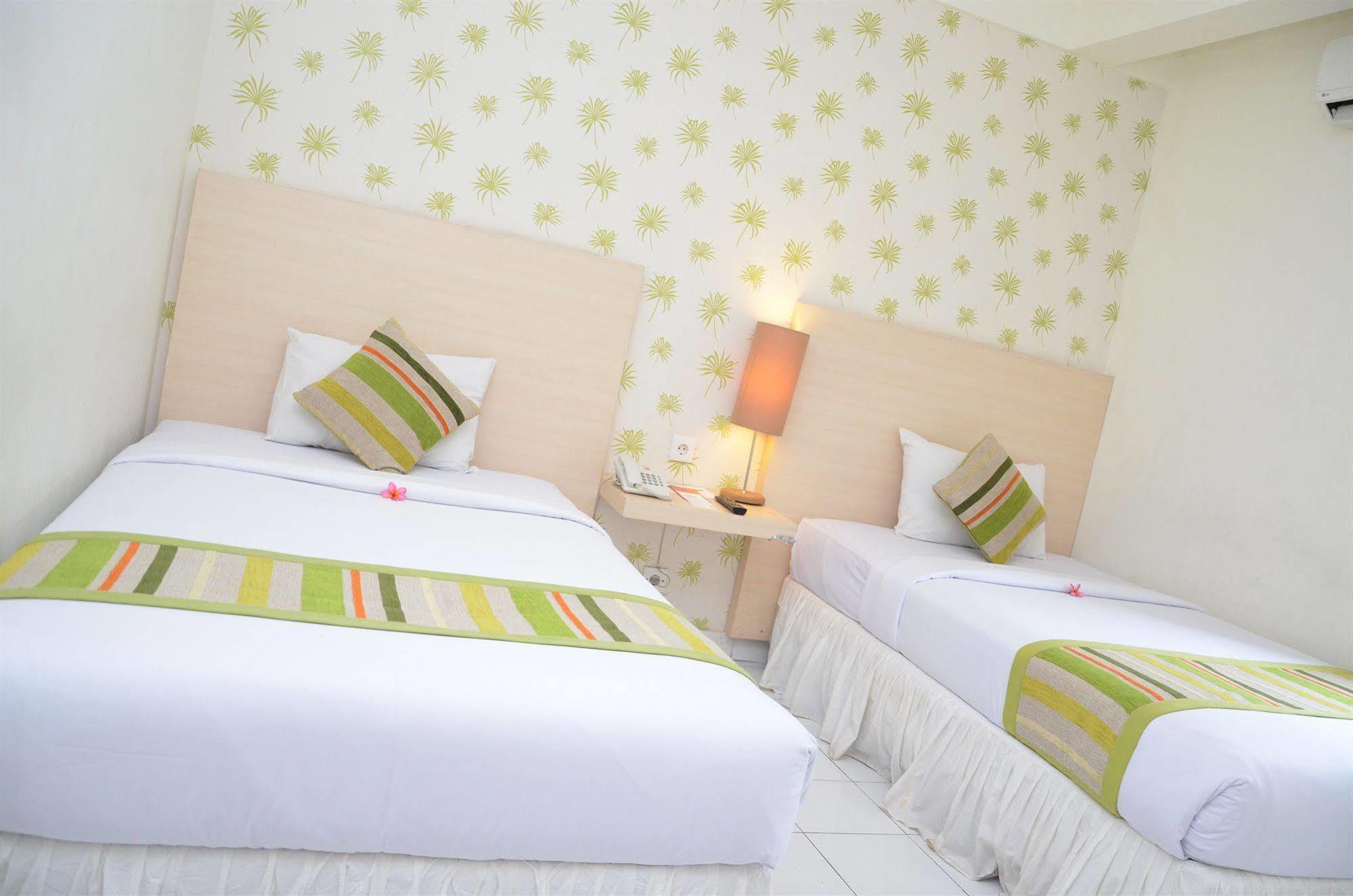 Santosa City Hotel Ντενπασάρ Εξωτερικό φωτογραφία
