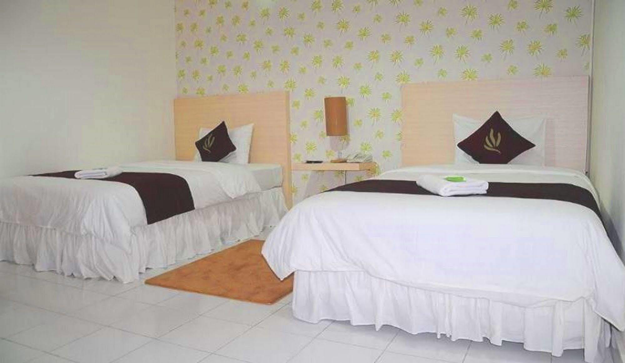 Santosa City Hotel Ντενπασάρ Εξωτερικό φωτογραφία